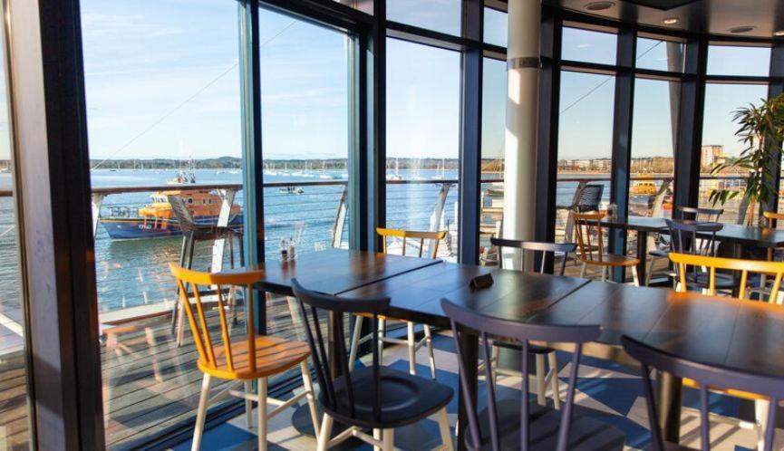 Rnli College Hotel พูล ภายนอก รูปภาพ