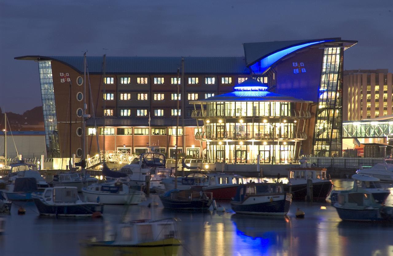 Rnli College Hotel พูล ภายนอก รูปภาพ